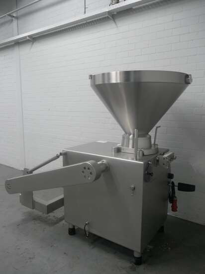 Rex vacuum filler RVF736 - Пищевое оборудование: фото 4 Rex vacuum filler RVF736 - Пищевое оборудование: фото 4