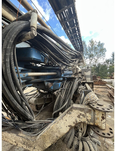 Сваебойная установка Soilmec SM21: фото 19 Сваебойная установка Soilmec SM21: фото 19