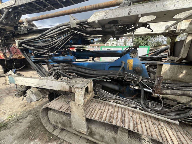 Сваебойная установка Soilmec SM21: фото 16 Сваебойная установка Soilmec SM21: фото 16