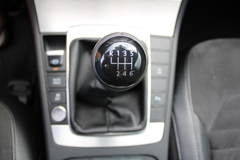 Универсал Volkswagen Passat Variant, 2.0TDI (není možný odpočet DPH): фото 15 Универсал Volkswagen Passat Variant, 2.0TDI (není možný odpočet DPH): фото 15