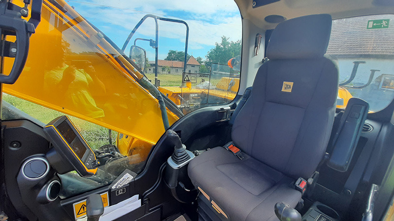 JCB JS131LC - Экскаватор: фото 3 JCB JS131LC - Экскаватор: фото 3