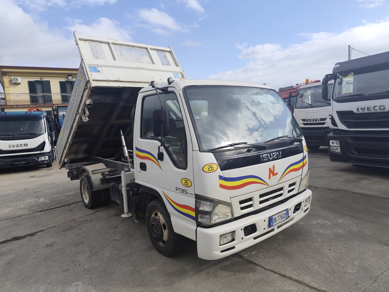 ISUZU NPR77G-5DX - Самосвал: фото 4 ISUZU NPR77G-5DX - Самосвал: фото 4