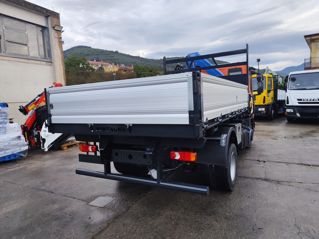 Автоманипулятор IVECO EUROCARGO 120-90L: фото 26