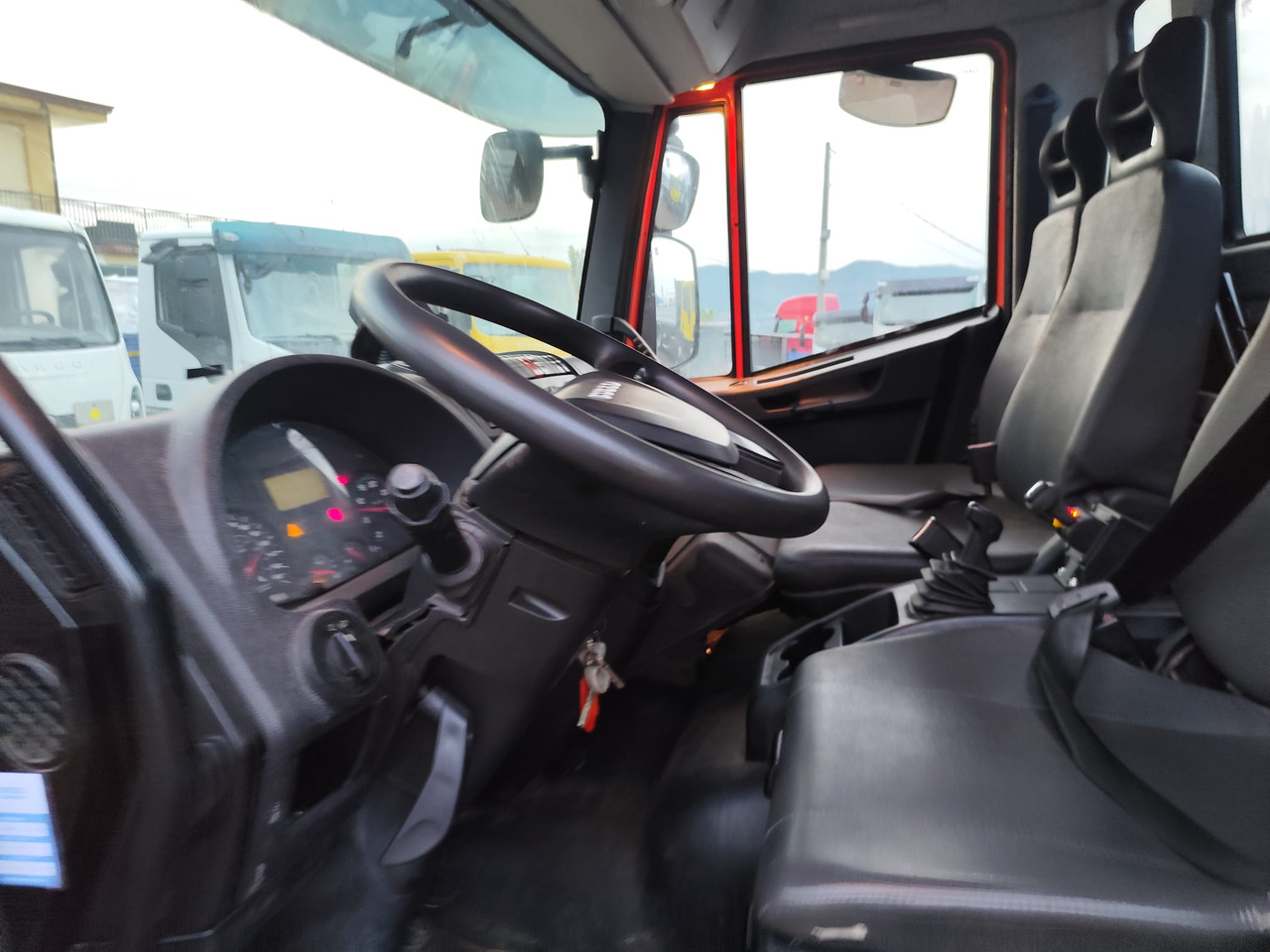 Автоманипулятор IVECO EUROCARGO 120-90L: фото 12