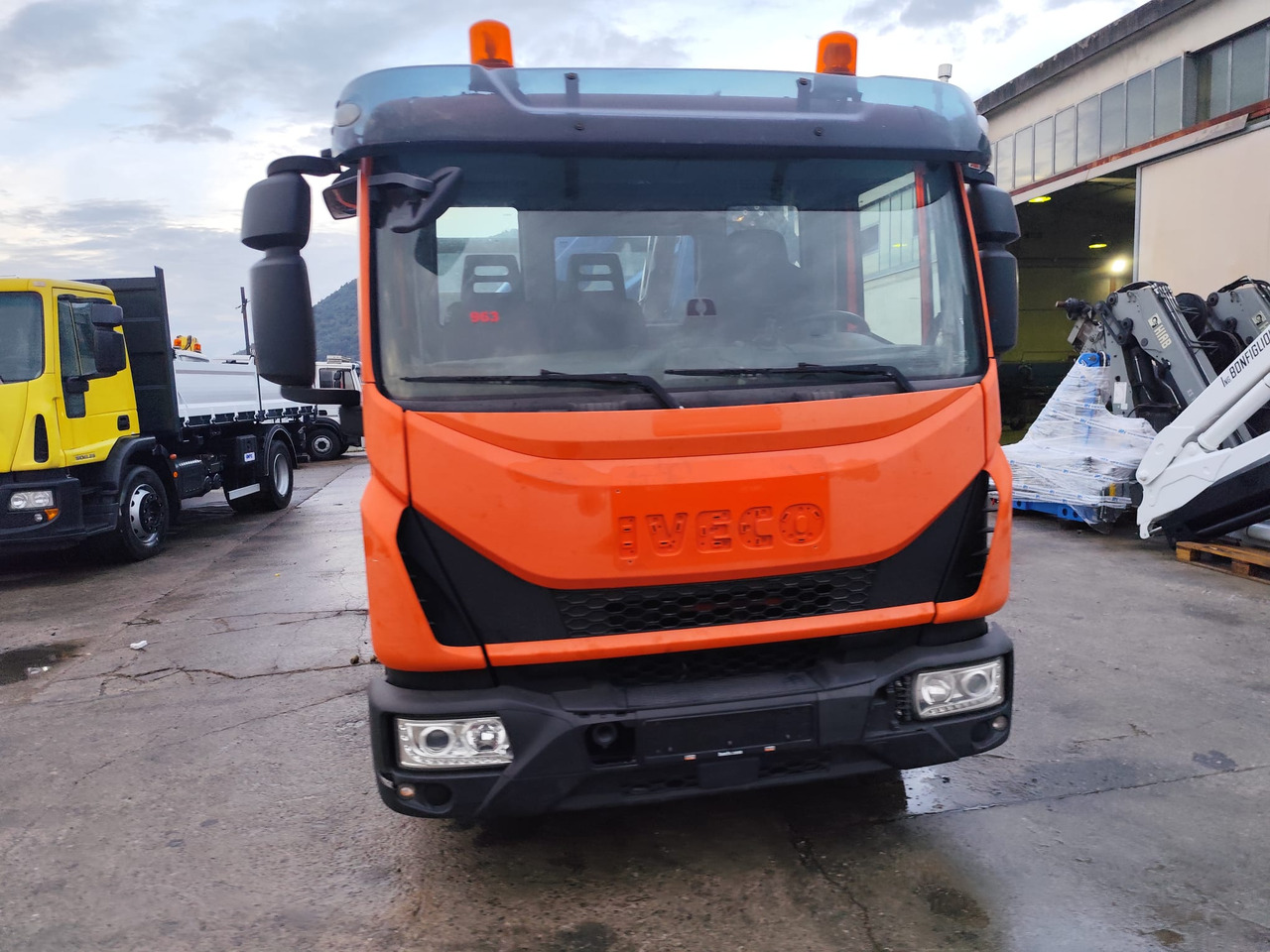 Автоманипулятор IVECO EUROCARGO 120-90L: фото 33