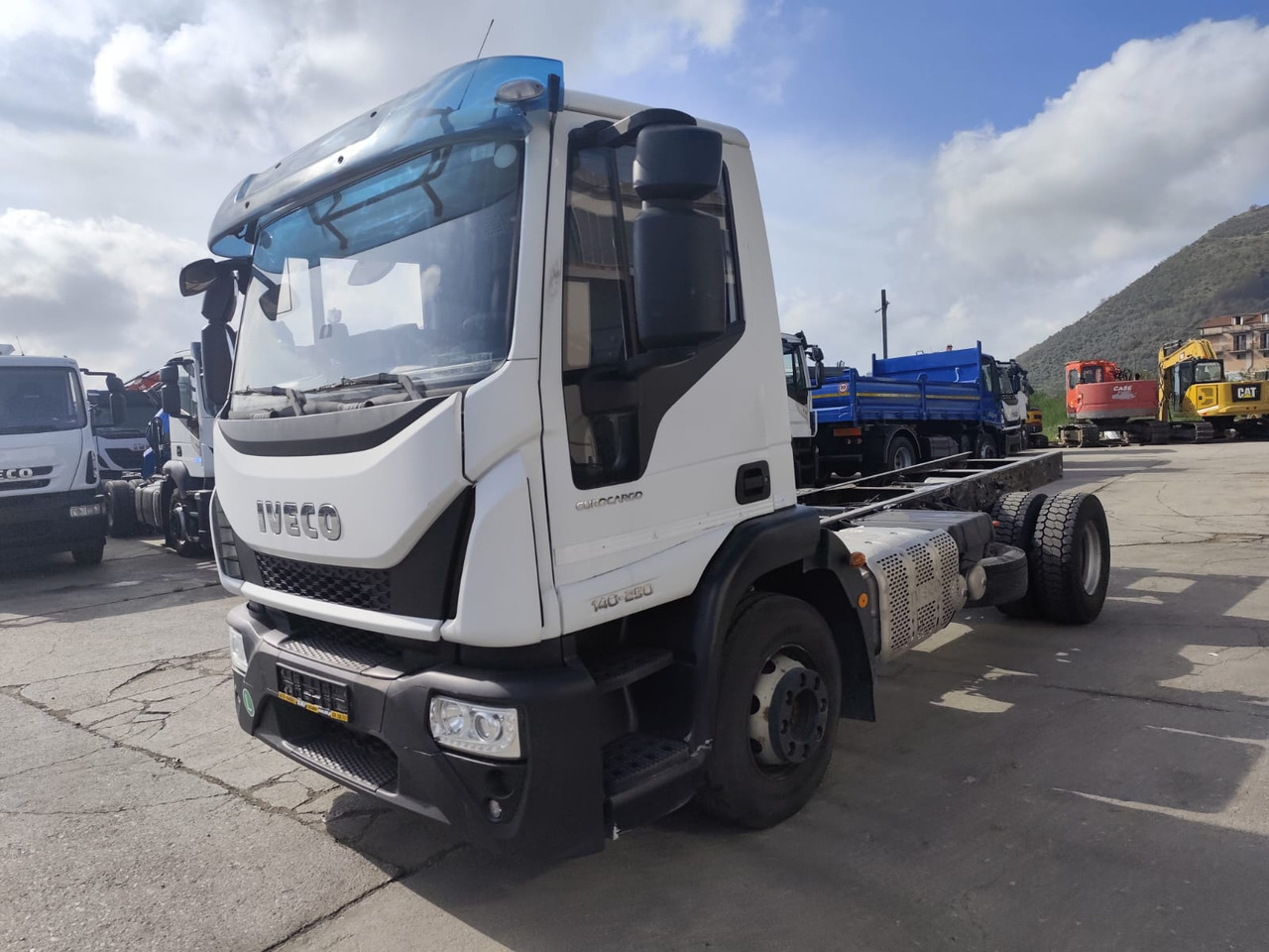 Грузовик-шасси IVECO EUROCARGO 140-250: фото 12