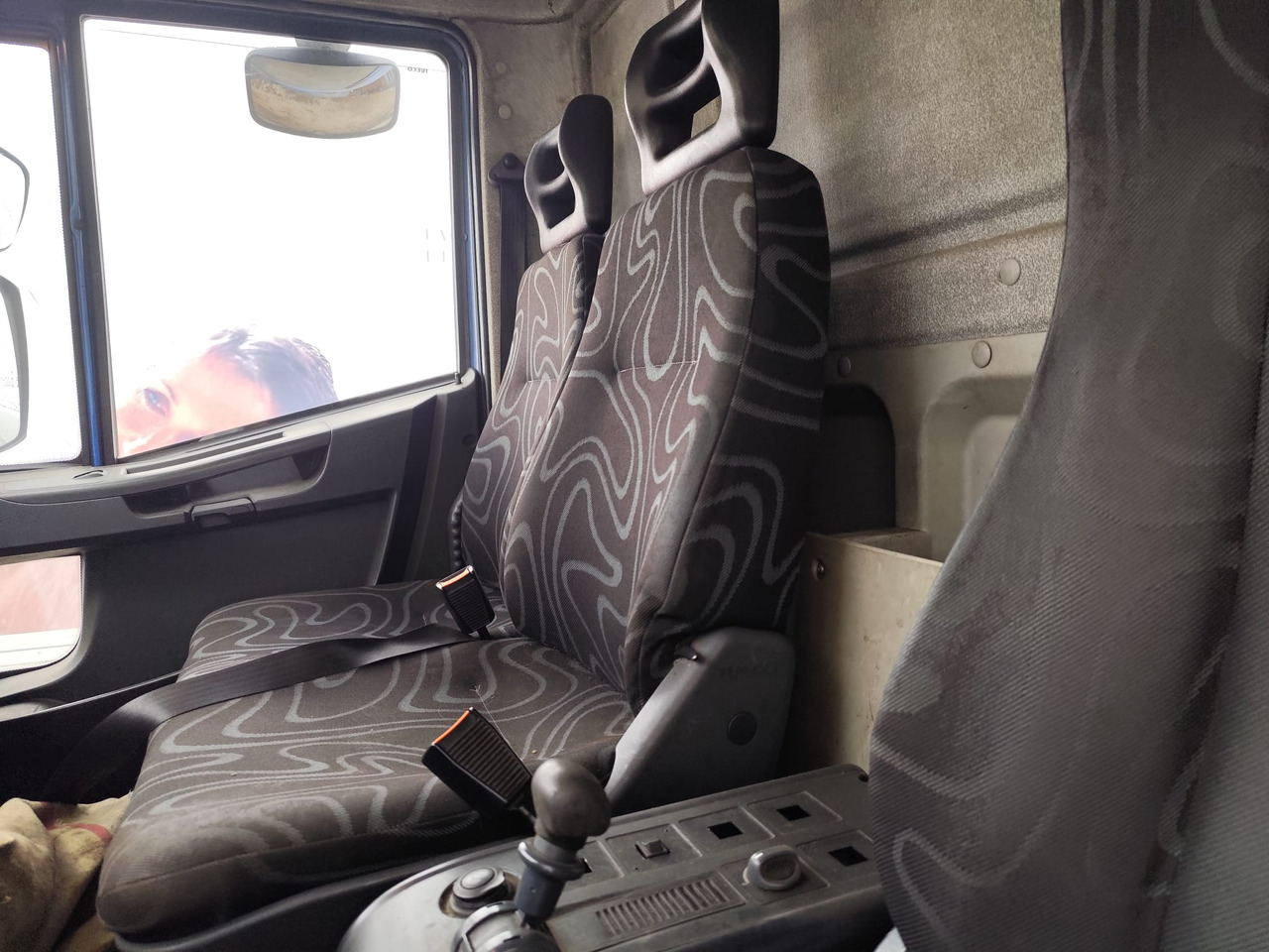 IVECO EUROCARGO 140E25 - Самосвал: фото 4 IVECO EUROCARGO 140E25 - Самосвал: фото 4