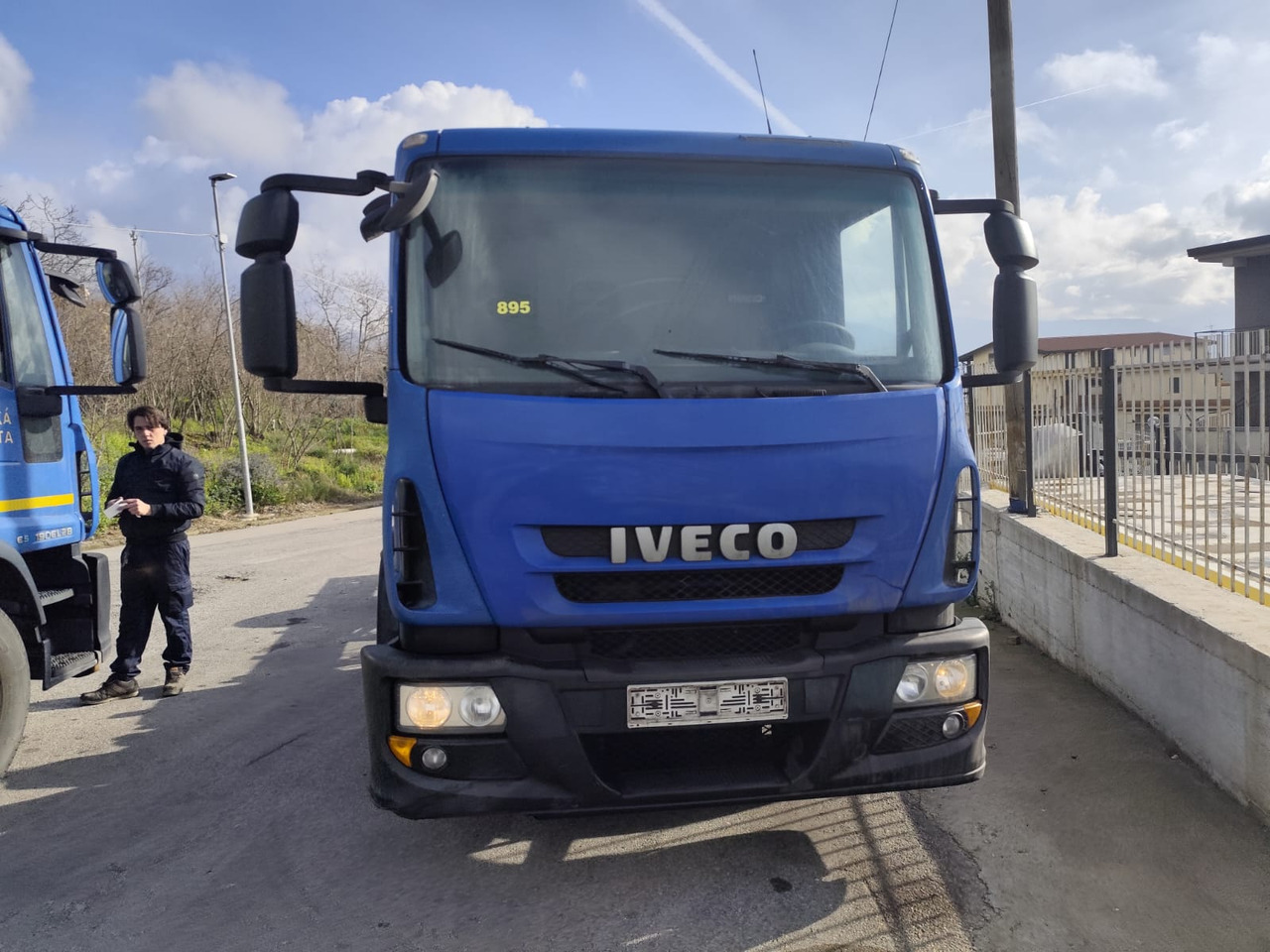 Грузовик-шасси IVECO EUROCARGO 140E25: фото 12