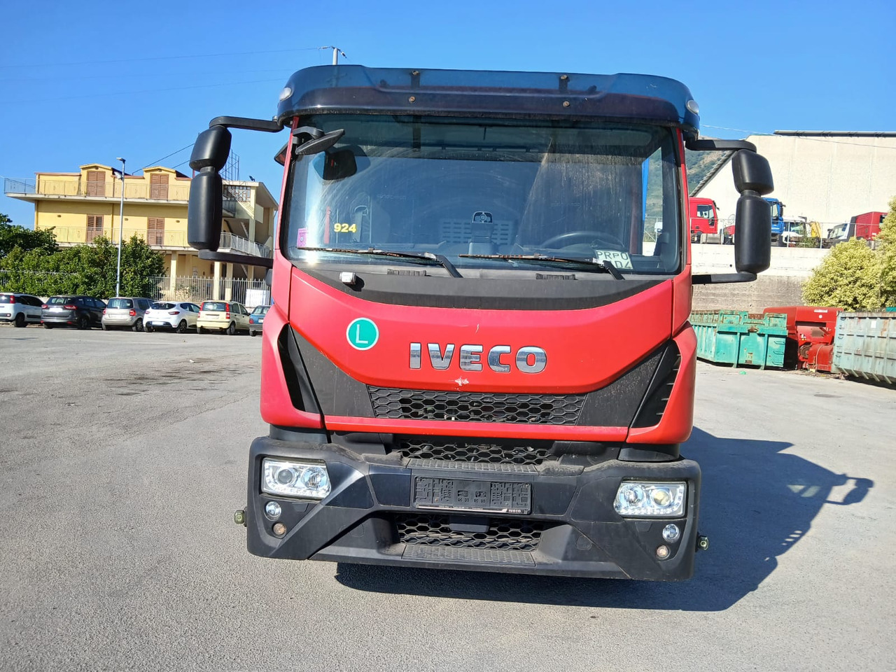 IVECO EUROCARGO 150-280 - Крюковой мультилифт: фото 4 IVECO EUROCARGO 150-280 - Крюковой мультилифт: фото 4