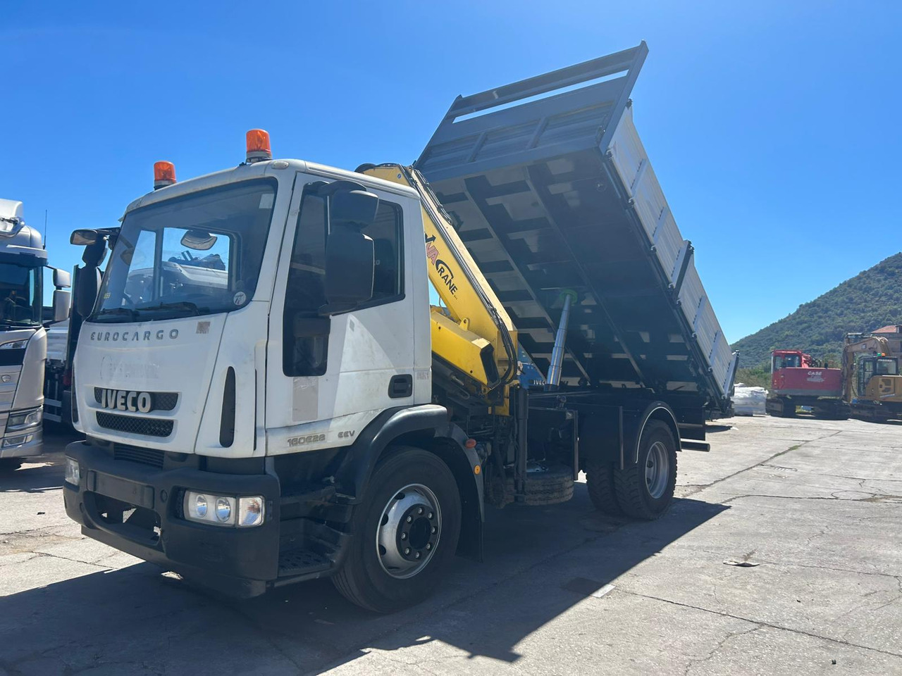 IVECO EUROCARGO 160E28 - Автоманипулятор: фото 1 IVECO EUROCARGO 160E28 - Автоманипулятор: фото 1