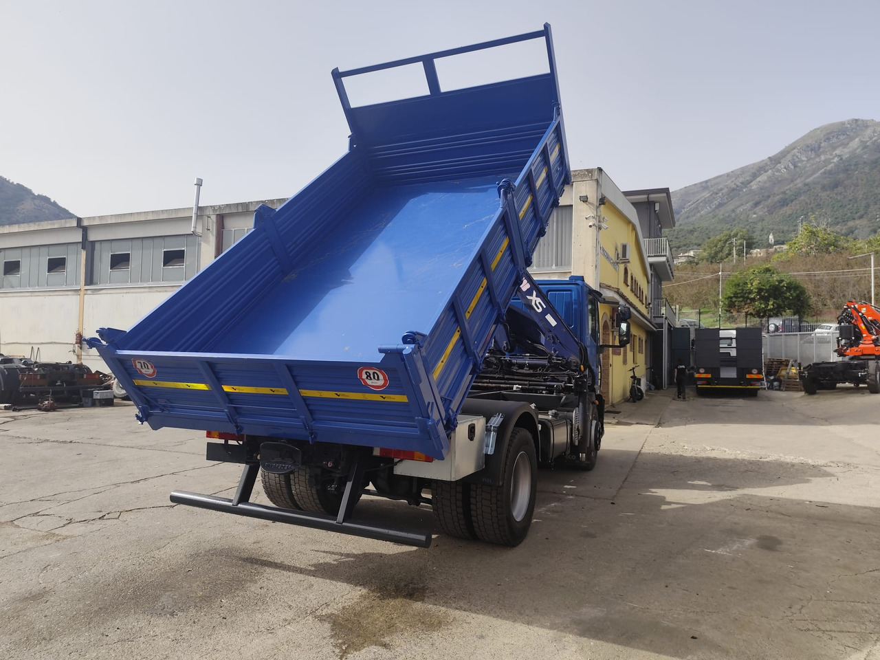 Автоманипулятор, Самосвал IVECO EUROCARGO 190EL28: фото 8