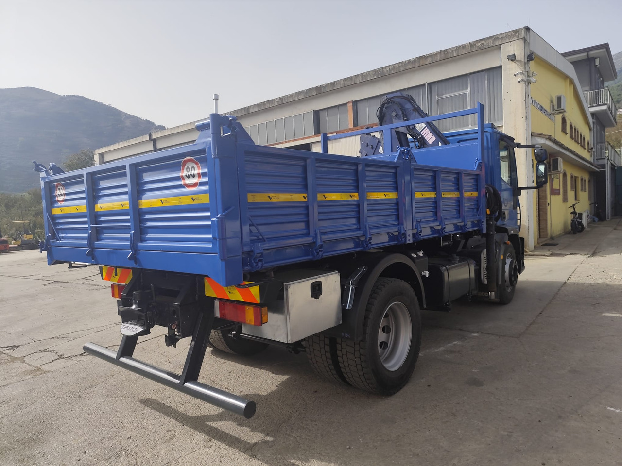 Автоманипулятор, Самосвал IVECO EUROCARGO 190EL28: фото 31