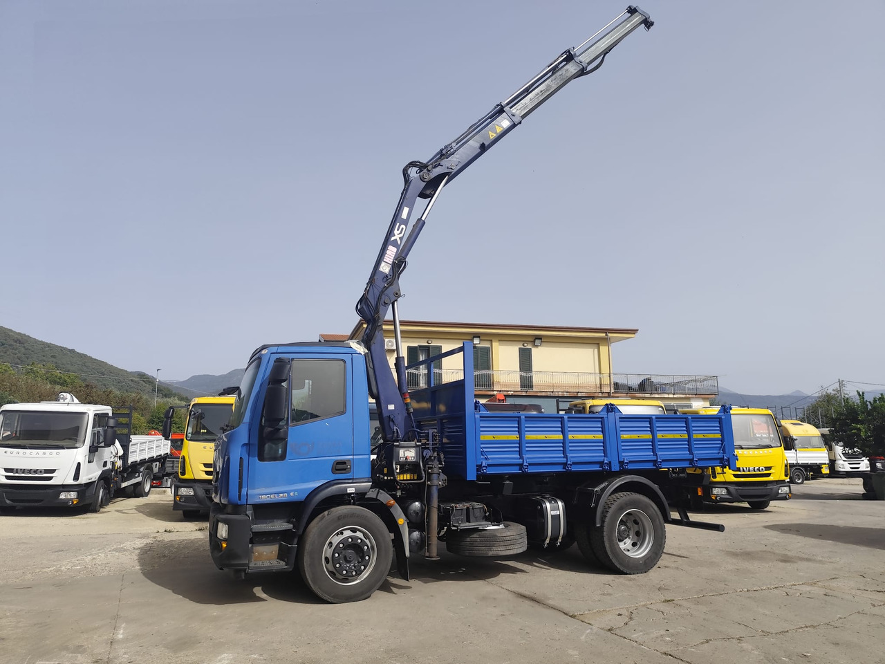 Автоманипулятор, Самосвал IVECO EUROCARGO 190EL28: фото 12