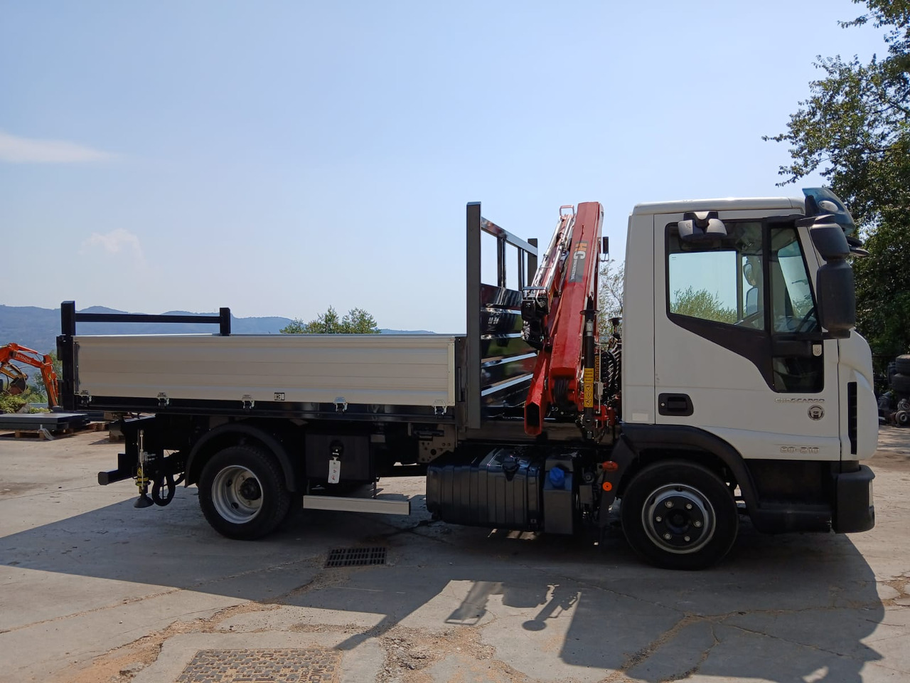 Автоманипулятор, Самосвал IVECO EUROCARGO 80-210: фото 18 Автоманипулятор, Самосвал IVECO EUROCARGO 80-210: фото 18