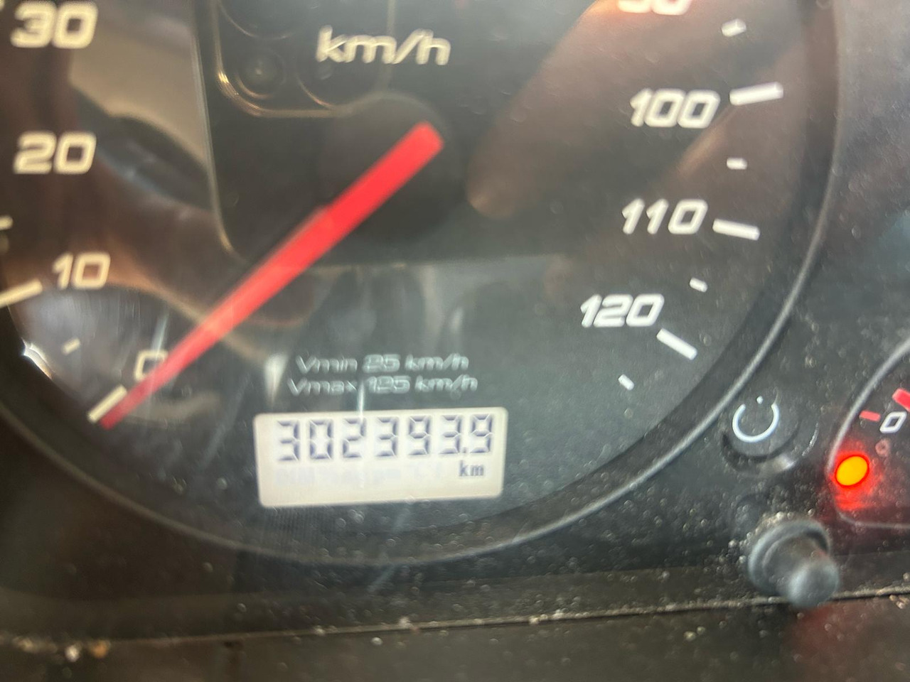 IVECO STRALIS 260S40 - Грузовик-шасси: фото 3 IVECO STRALIS 260S40 - Грузовик-шасси: фото 3