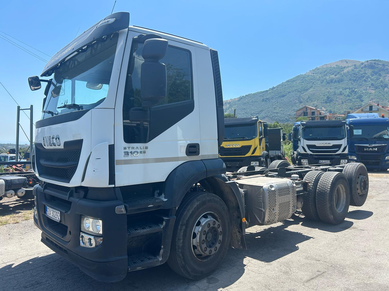 IVECO STRALIS AD 260S31 - Грузовик-шасси: фото 2 IVECO STRALIS AD 260S31 - Грузовик-шасси: фото 2