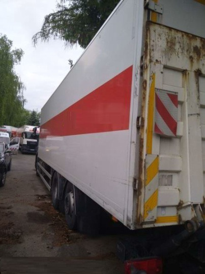 IVECO STRALIS AD 260S31 XP - Грузовик-шасси: фото 3 IVECO STRALIS AD 260S31 XP - Грузовик-шасси: фото 3