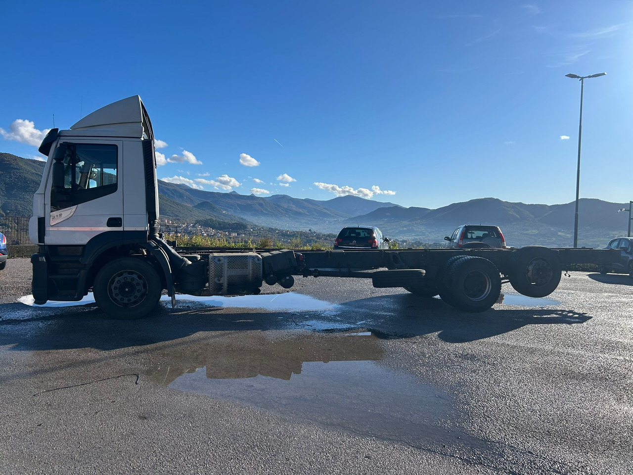 IVECO STRALIS AD 260S31 XP - Грузовик-шасси: фото 2 IVECO STRALIS AD 260S31 XP - Грузовик-шасси: фото 2