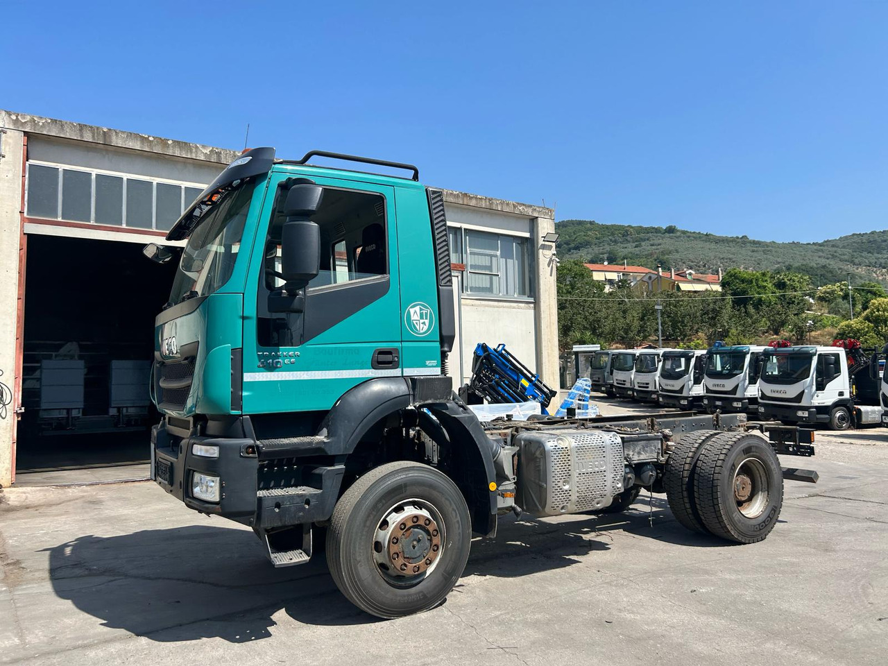 IVECO TRAKKER 190T41 - Грузовик-шасси: фото 1 IVECO TRAKKER 190T41 - Грузовик-шасси: фото 1