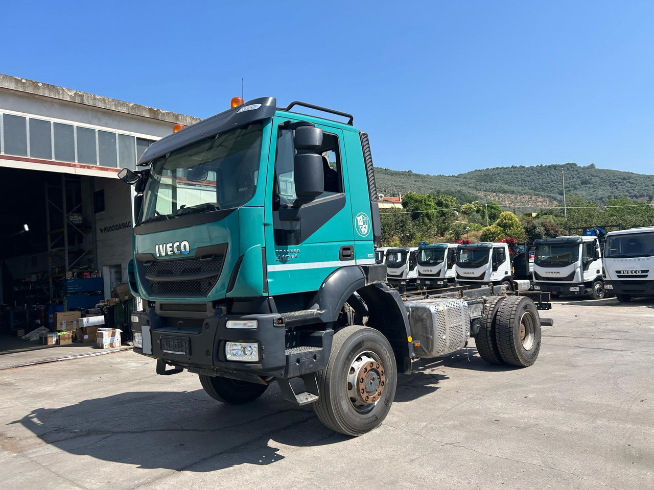 IVECO TRAKKER 190T41 - Грузовик-шасси: фото 3 IVECO TRAKKER 190T41 - Грузовик-шасси: фото 3