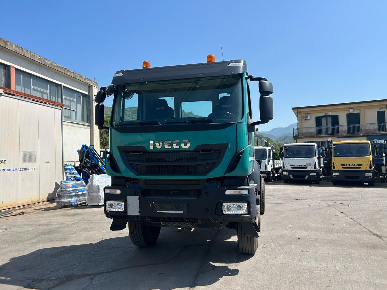 IVECO TRAKKER 190T41 - Грузовик-шасси: фото 5 IVECO TRAKKER 190T41 - Грузовик-шасси: фото 5