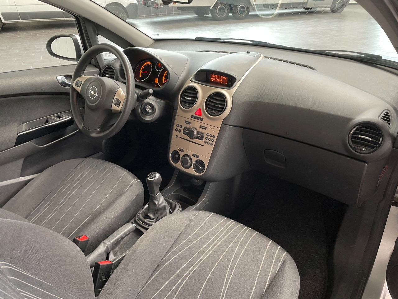 Легковой автомобиль Opel Corsa D Edition Tüv Neu: фото 9