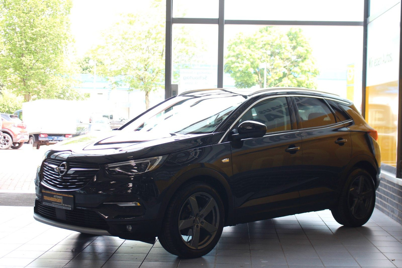Opel Grandland X Ultimate Leder Navi Sitzlüftung AHK - Внедорожник: фото 4 Opel Grandland X Ultimate Leder Navi Sitzlüftung AHK - Внедорожник: фото 4
