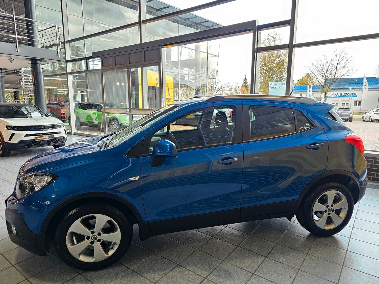 Opel Mokka Edition SHZ Navi PDC v+h Kamera - Внедорожник: фото 3 Opel Mokka Edition SHZ Navi PDC v+h Kamera - Внедорожник: фото 3