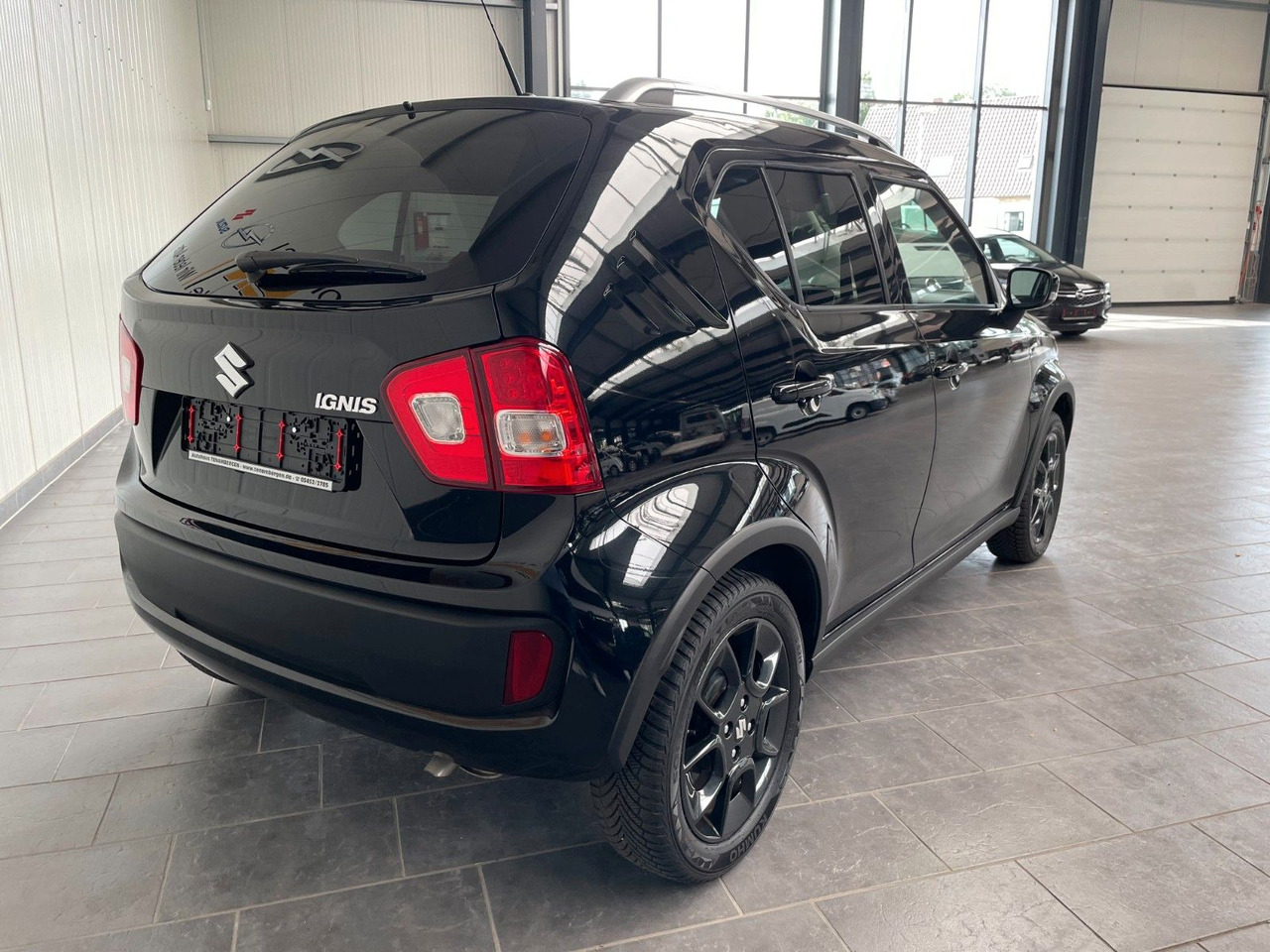 Suzuki Ignis Comfort+ Behinderten-Umbau Kamera Navi LED - Седан: фото 3 Suzuki Ignis Comfort+ Behinderten-Umbau Kamera Navi LED - Седан: фото 3