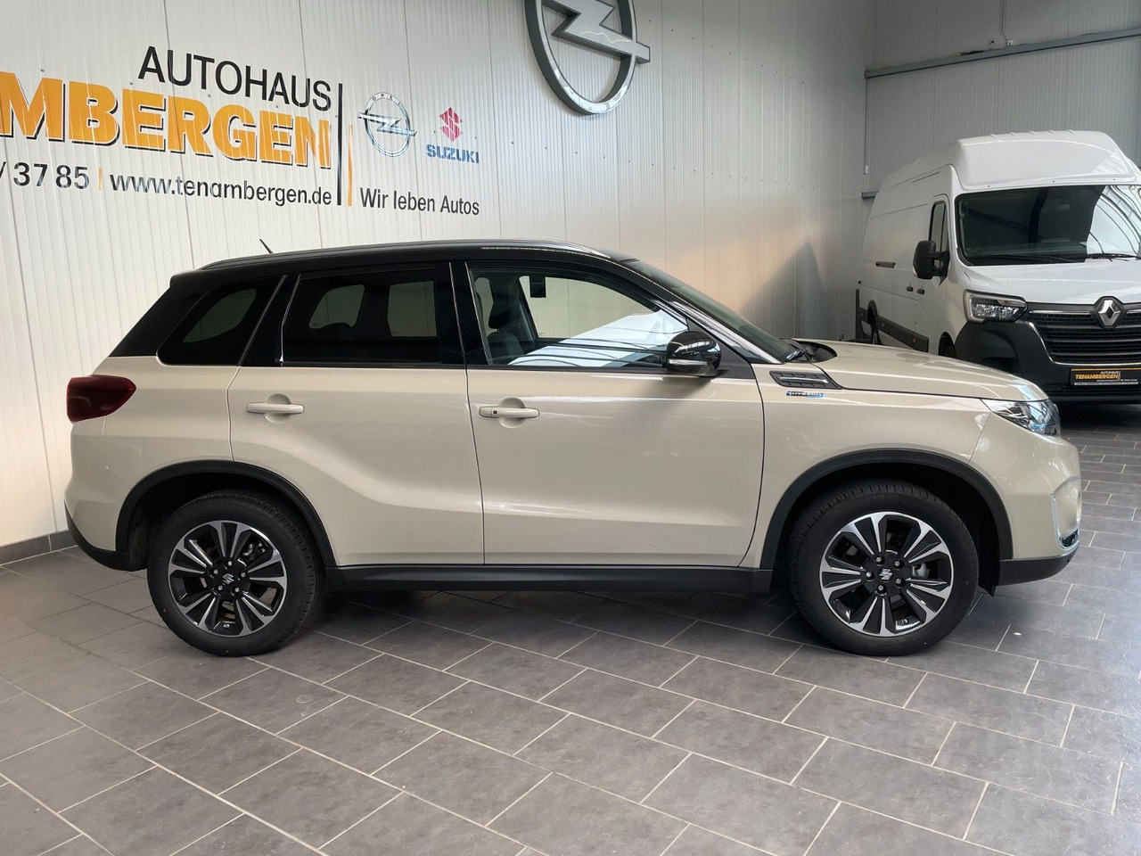 Suzuki Vitara 1.5 Mild-Hybrid Comfort+ 4x2 LED DAB+ ACC - Внедорожник: фото 2 Suzuki Vitara 1.5 Mild-Hybrid Comfort+ 4x2 LED DAB+ ACC - Внедорожник: фото 2