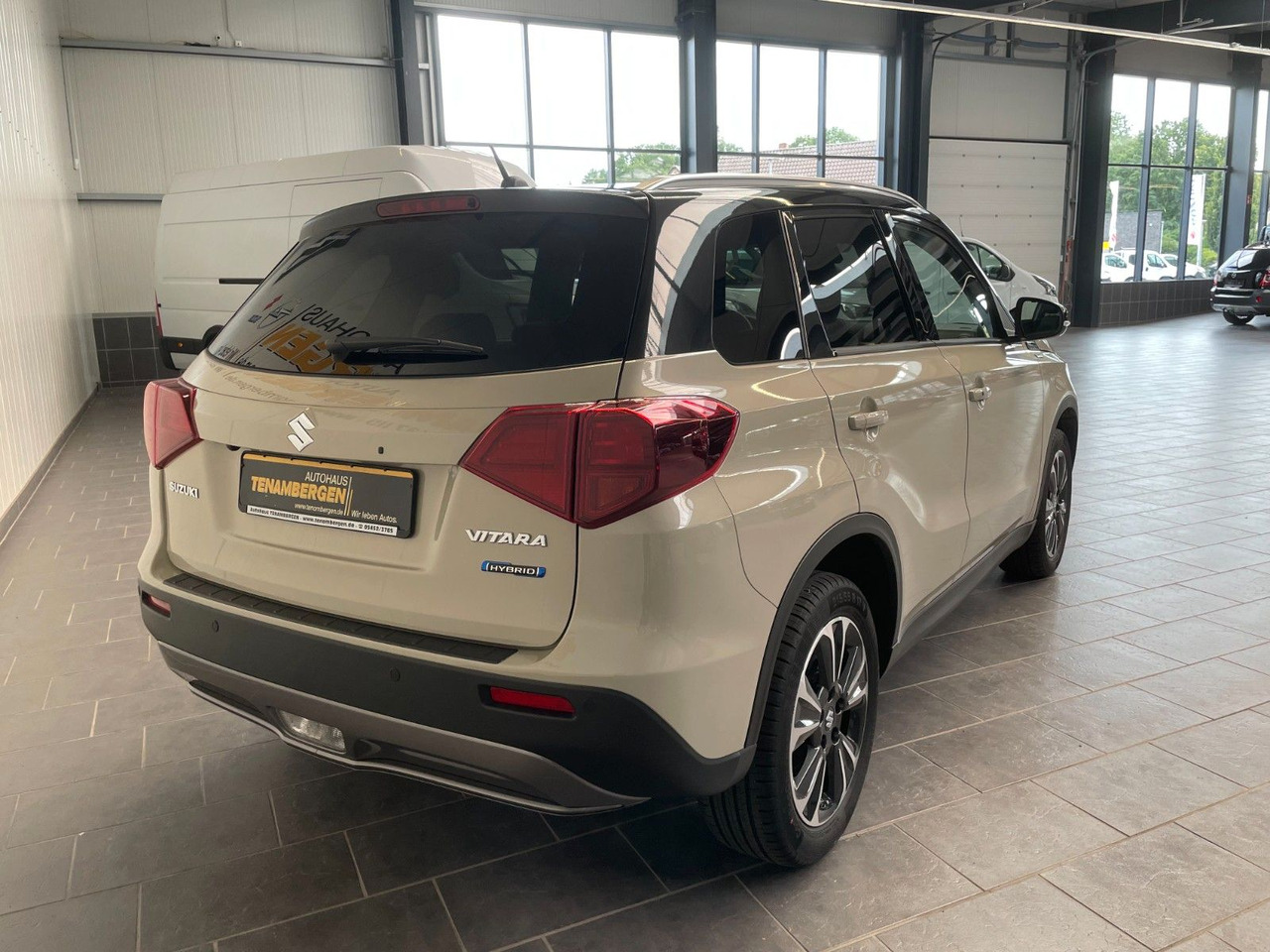 Suzuki Vitara 1.5 Mild-Hybrid Comfort+ 4x2 LED DAB+ ACC - Внедорожник: фото 3 Suzuki Vitara 1.5 Mild-Hybrid Comfort+ 4x2 LED DAB+ ACC - Внедорожник: фото 3