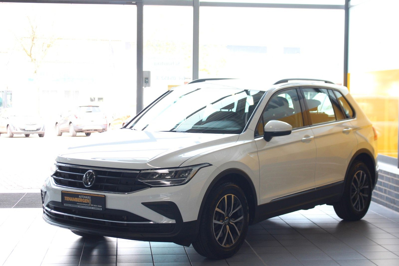 Volkswagen Tiguan Life DSG LED Kamera Navi AHK ACC - Внедорожник: фото 4 Volkswagen Tiguan Life DSG LED Kamera Navi AHK ACC - Внедорожник: фото 4