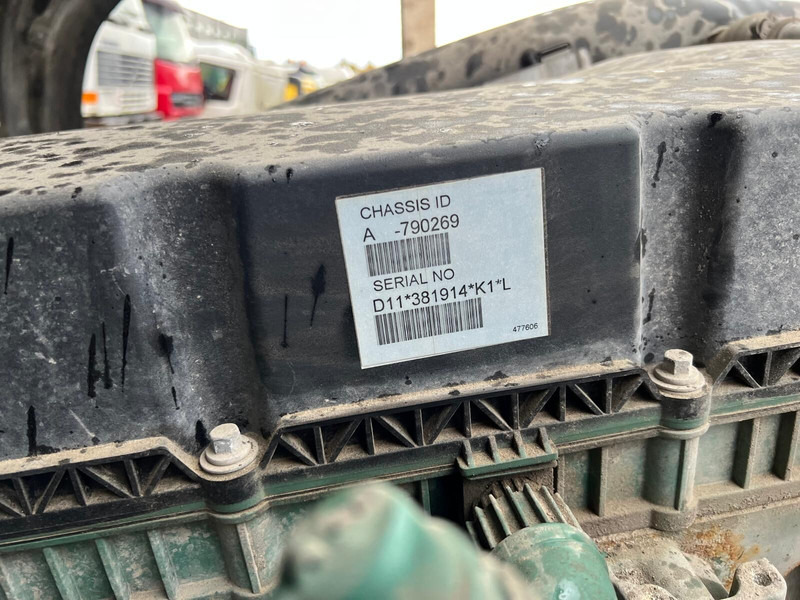 Volvo D11K450 - Двигатель: фото 4 Volvo D11K450 - Двигатель: фото 4