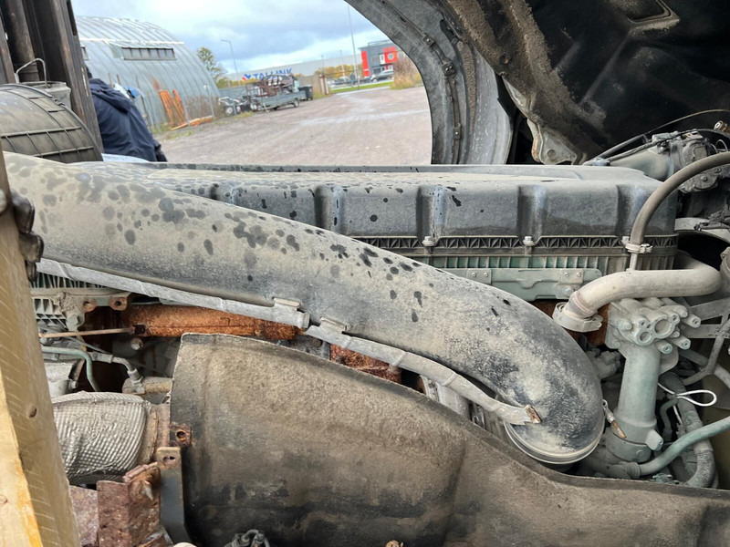 Volvo D11K450 - Двигатель: фото 2 Volvo D11K450 - Двигатель: фото 2