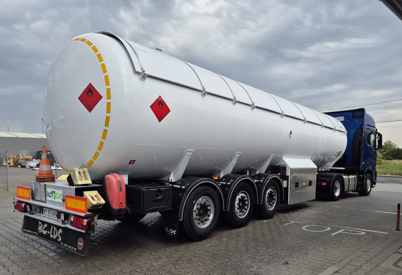 BC-LDS EMERSON/ propane/ butane/ lpg/ gpl - Полуприцеп-цистерна: фото 3 BC-LDS EMERSON/ propane/ butane/ lpg/ gpl - Полуприцеп-цистерна: фото 3
