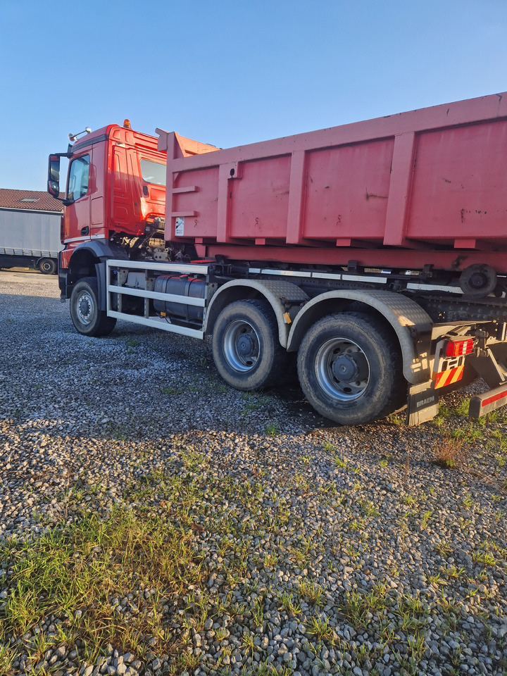 MERCEDES-BENZ Aroc - Грузовик-контейнеровоз/ Сменный кузов: фото 4 MERCEDES-BENZ Aroc - Грузовик-контейнеровоз/ Сменный кузов: фото 4