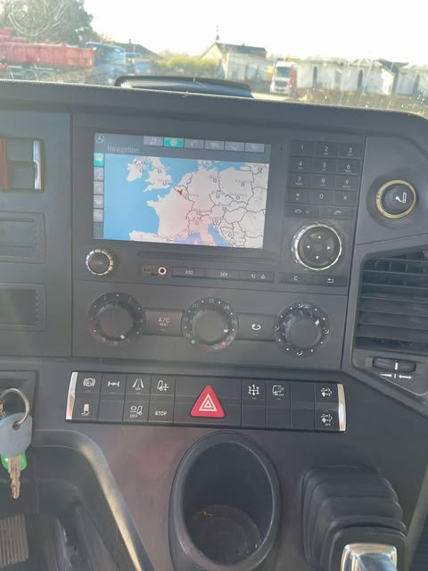 Новый Тягач mercedes-beenz actros: фото 8