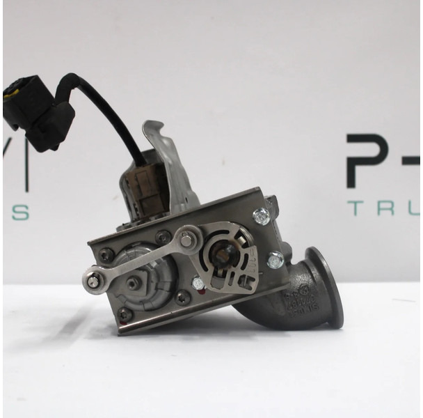 DAF XF106 EGR Klep Gereviseerd 2412200 | 2256370 | 1960473 - Глушитель/ Выхлопная система для Грузовиков: фото 1 DAF XF106 EGR Klep Gereviseerd 2412200 | 2256370 | 1960473 - Глушитель/ Выхлопная система для Грузовиков: фото 1