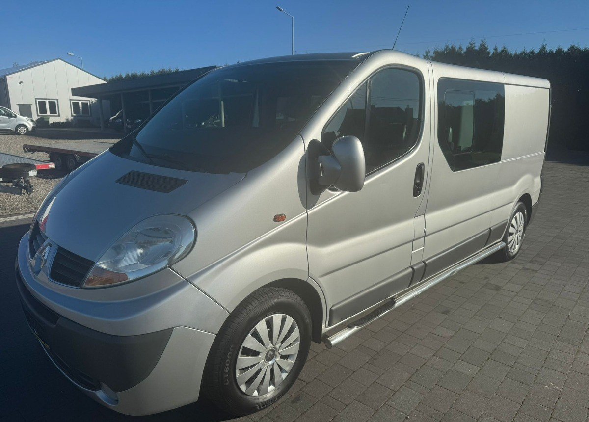 Renault Trafic 2.5 150ps 5- osobowy Doka Stan B. Dobry - Другая техника: фото 5 Renault Trafic 2.5 150ps 5- osobowy Doka Stan B. Dobry - Другая техника: фото 5