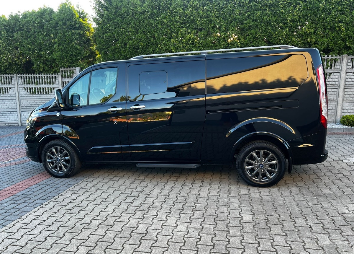 Ford Tourneo Custom Turneo Tytanium X specjalistyczny dla Inwalidów - Микроавтобус, Пассажирский фургон: фото 5 Ford Tourneo Custom Turneo Tytanium X specjalistyczny dla Inwalidów - Микроавтобус, Пассажирский фургон: фото 5