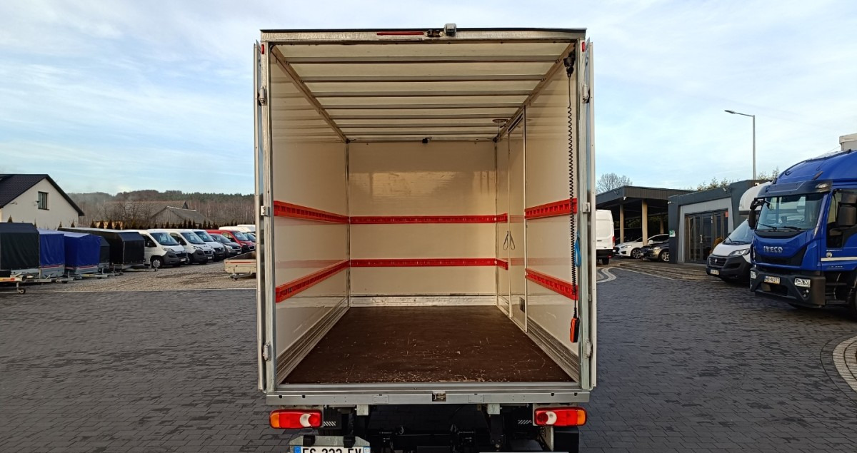 Renault Master WINDA Kontener 8 Euro Palet VAT 23 - Фургон с закрытым кузовом: фото 5 Renault Master WINDA Kontener 8 Euro Palet VAT 23 - Фургон с закрытым кузовом: фото 5
