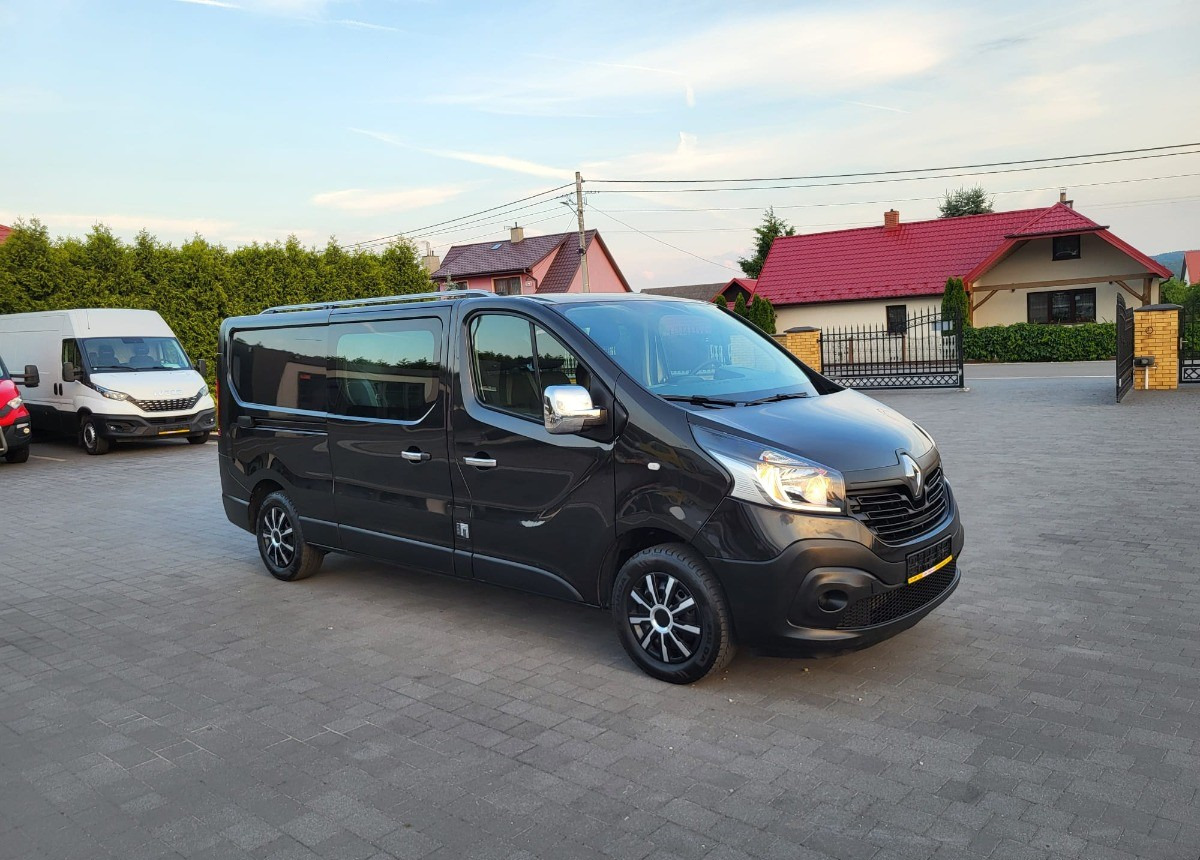 Renault Trafic Long doka 6-osobowy 6 osobowy - Грузопассажирский фургон: фото 3 Renault Trafic Long doka 6-osobowy 6 osobowy - Грузопассажирский фургон: фото 3