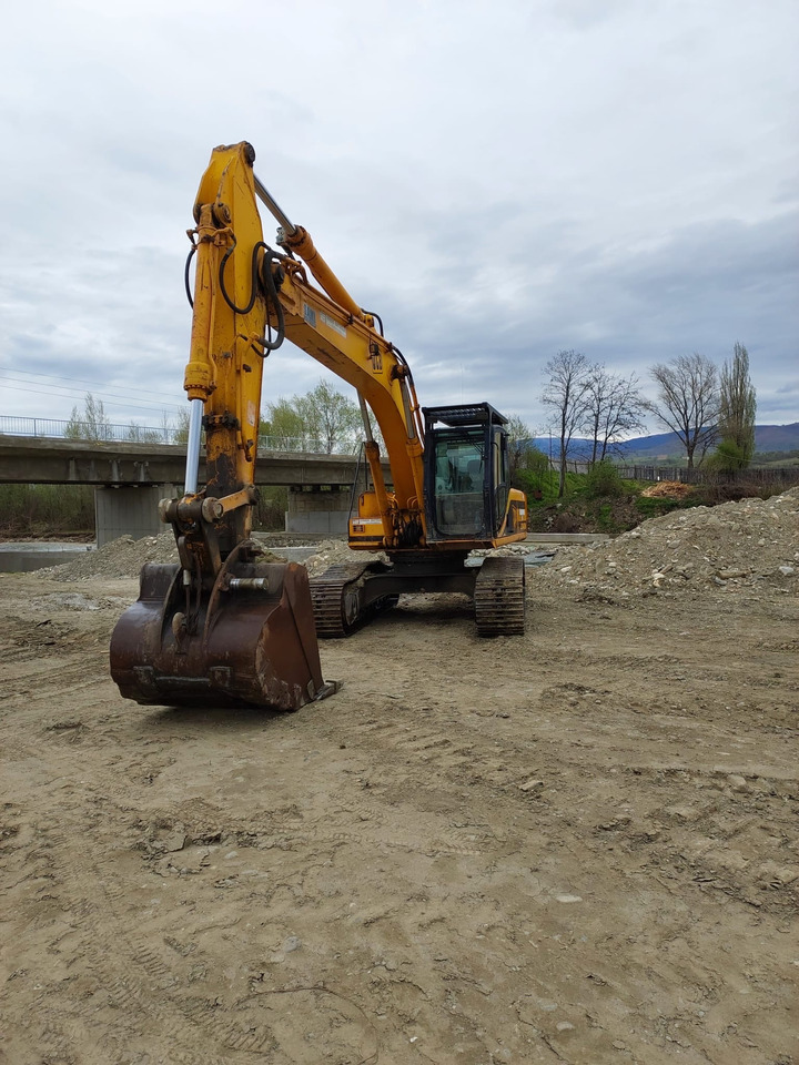 Гусеничный экскаватор JCB JS240NL: фото 8