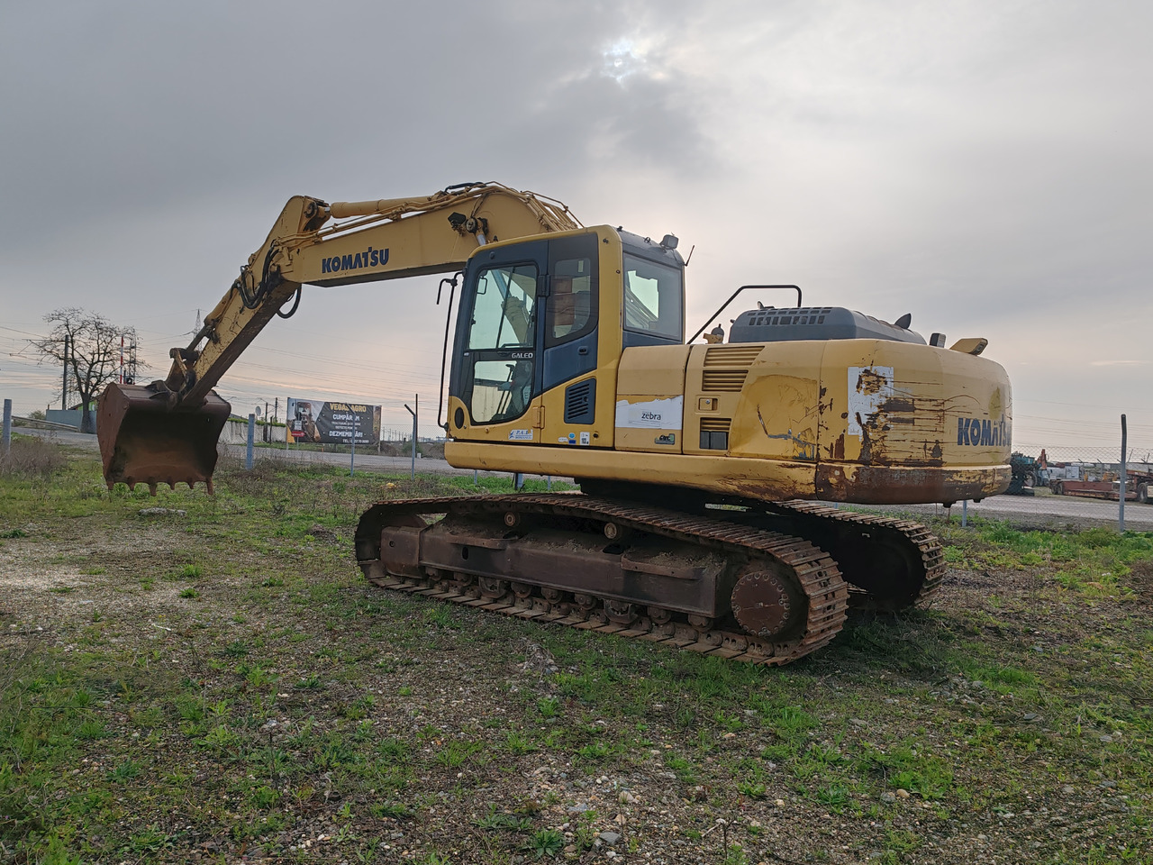 Гусеничный экскаватор Komatsu 240 NLC-8: фото 7
