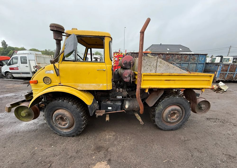 Mercedes-Benz UNIMOG 406B - Коммунальная/ Специальная техника: фото 2 Mercedes-Benz UNIMOG 406B - Коммунальная/ Специальная техника: фото 2