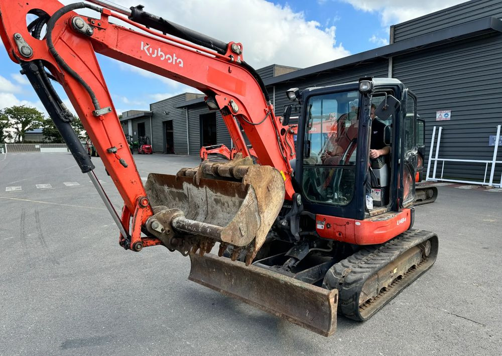 Kubota U48-4 - Гусеничный экскаватор: фото 2 Kubota U48-4 - Гусеничный экскаватор: фото 2