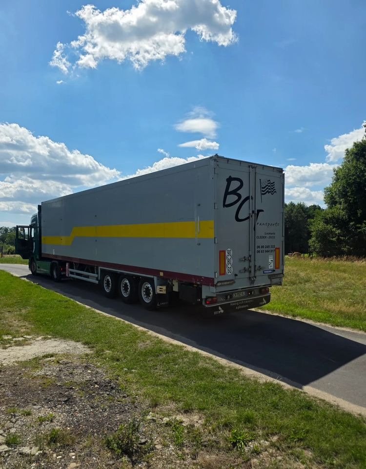 Stas S3-SZ334V - Полуприцеп с подвижным полом: фото 5 Stas S3-SZ334V - Полуприцеп с подвижным полом: фото 5