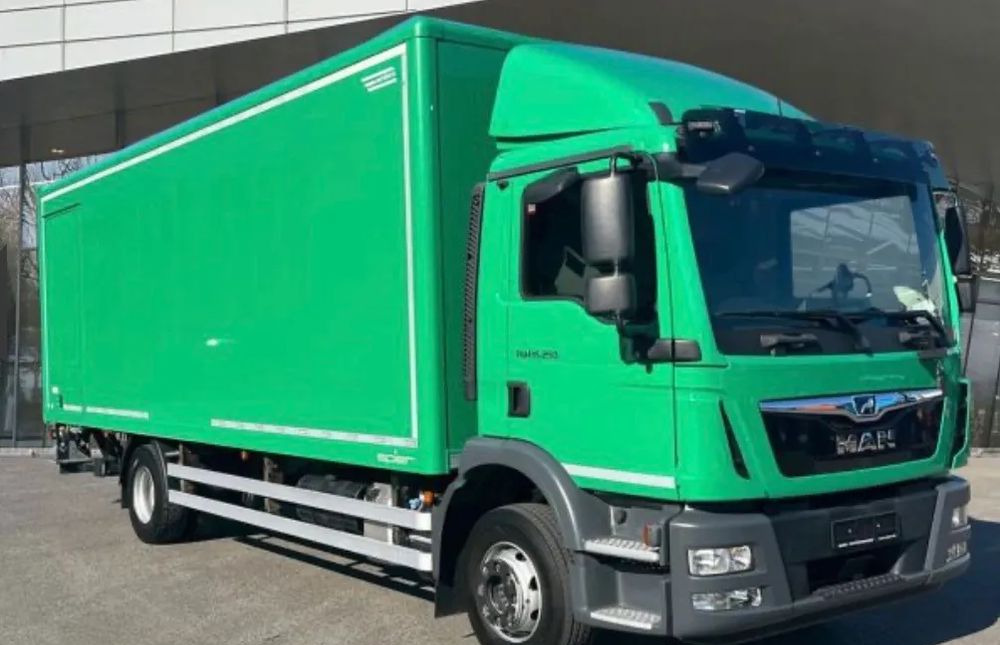 MAN TGM 15.250 - Грузовик с закрытым кузовом: фото 1 MAN TGM 15.250 - Грузовик с закрытым кузовом: фото 1
