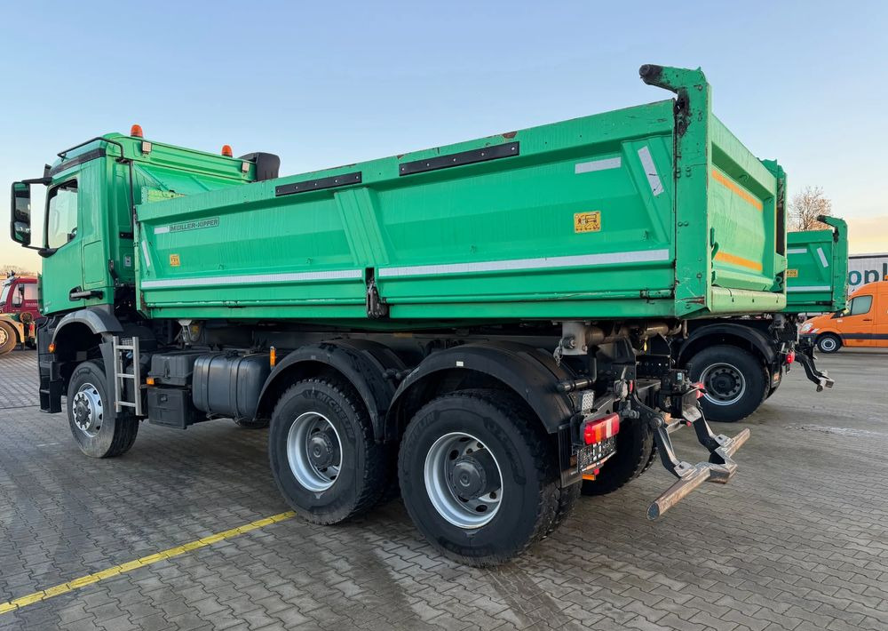 Mercedes-Benz AROCS 3345/6x6/ Wywrotka Miller Bordmatic - Самосвал: фото 5 Mercedes-Benz AROCS 3345/6x6/ Wywrotka Miller Bordmatic - Самосвал: фото 5