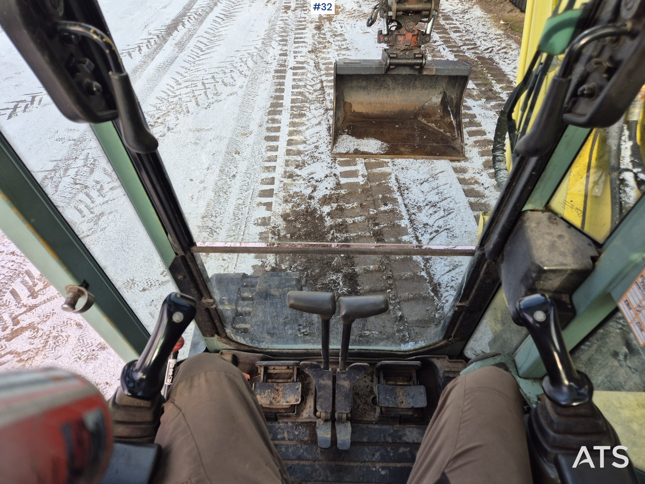 Гусеничный экскаватор Yanmar SV100: фото 20
